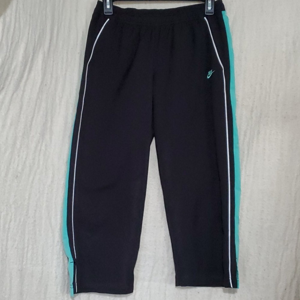 Nike Capri Pants